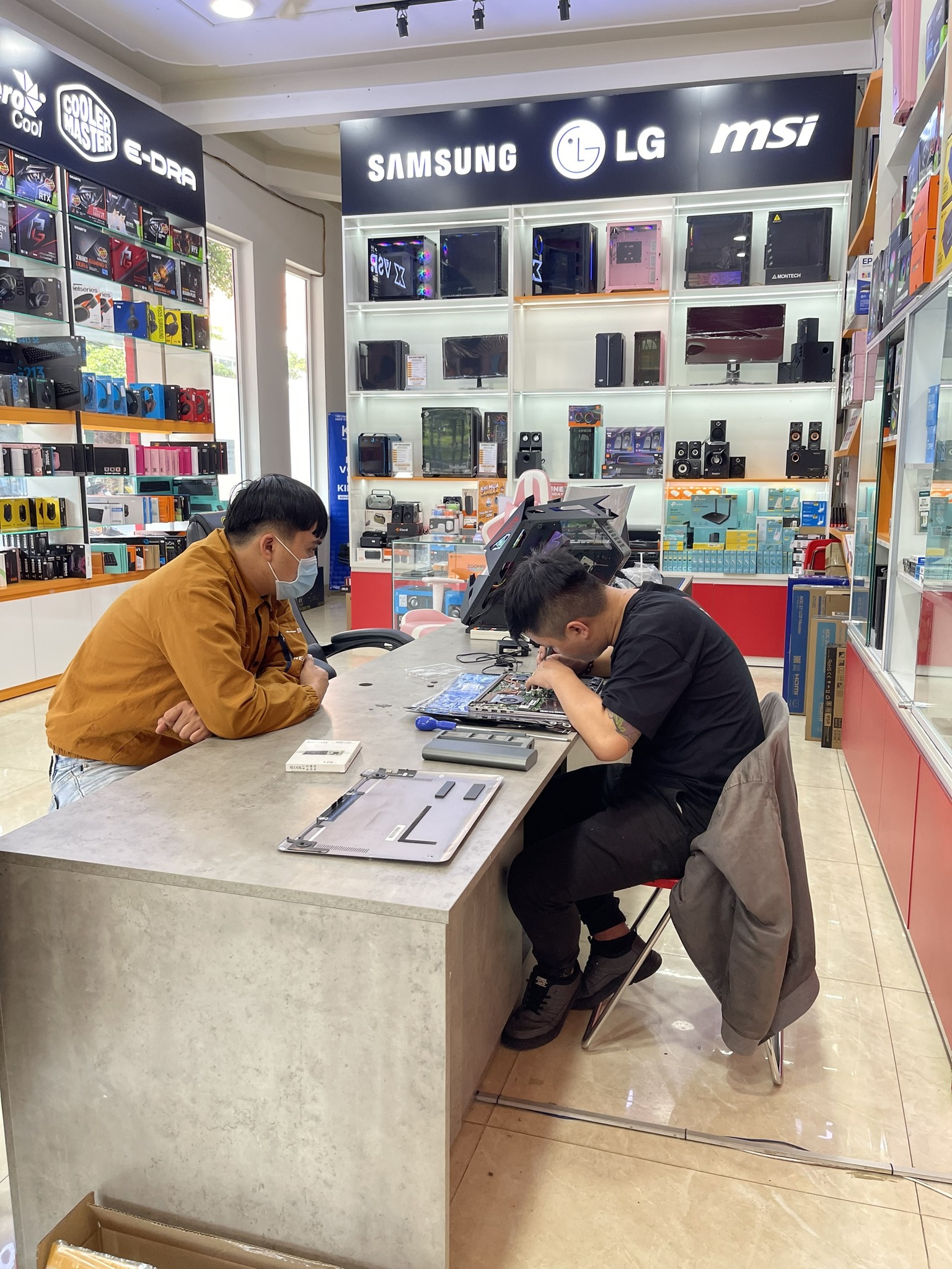 sửa chữa máy tính quận 12